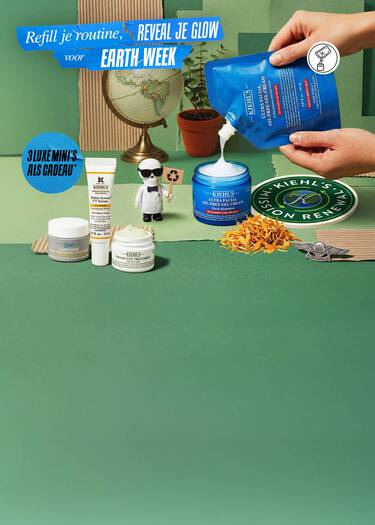 Fond vert avec les produits durables Kiehl's, un logo de recharge, un globe et des arbres. L'image presente le masque Rare Earth, la creme contour des yeux Avocat et une protection UV en cadeau.