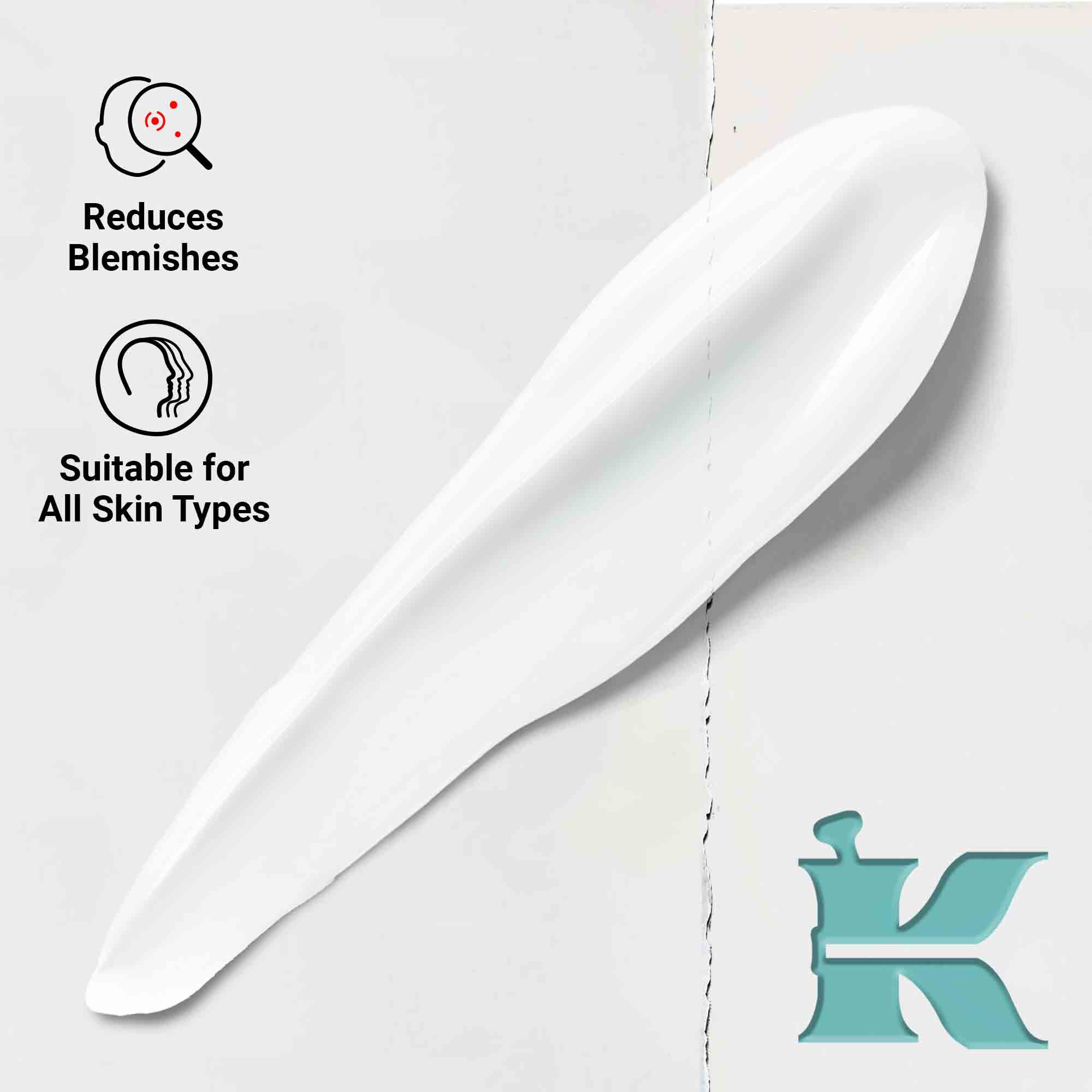 Gros plan sur la texture de la lotion Expertly Clear Blemish-Treating & Preventing Lotion montrant une formule cremeuse. Le texte souligne sa capacite a reduire les imperfections et sa compatibilite avec tous les types de peau.