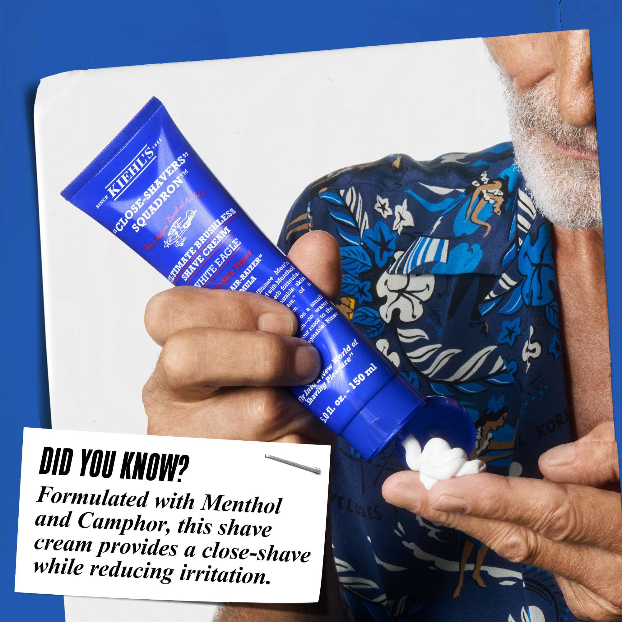 Une main appliquant la Ultimate Brushless Shave Cream White Eagle. Le texte indique : « Le saviez-vous ? Formulee avec du menthol et du camphre, cette creme a raser offre un rasage de pres tout en reduisant les irritations. »