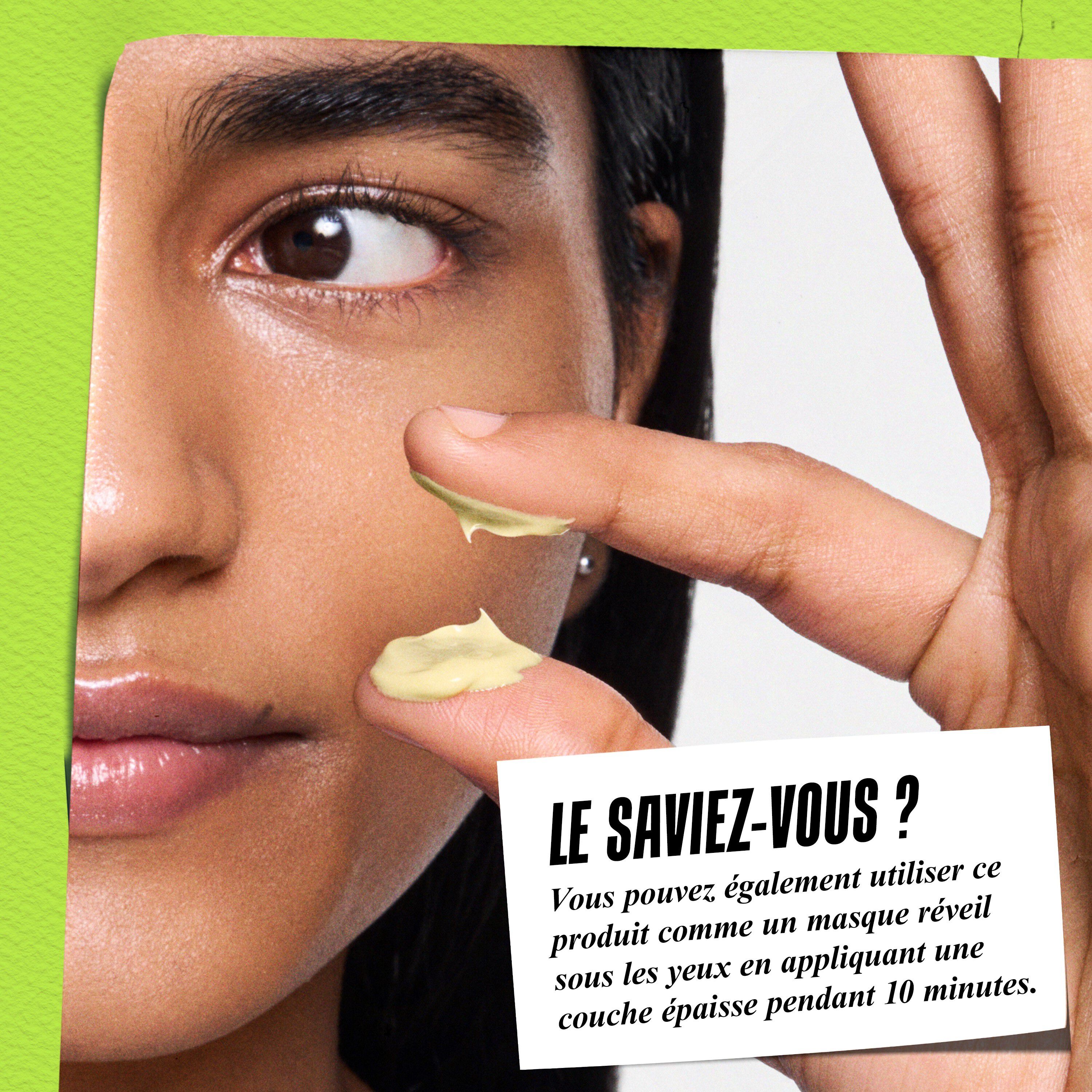 Mannequin tenant un pot de Soin Yeux Avocat Kiehl's